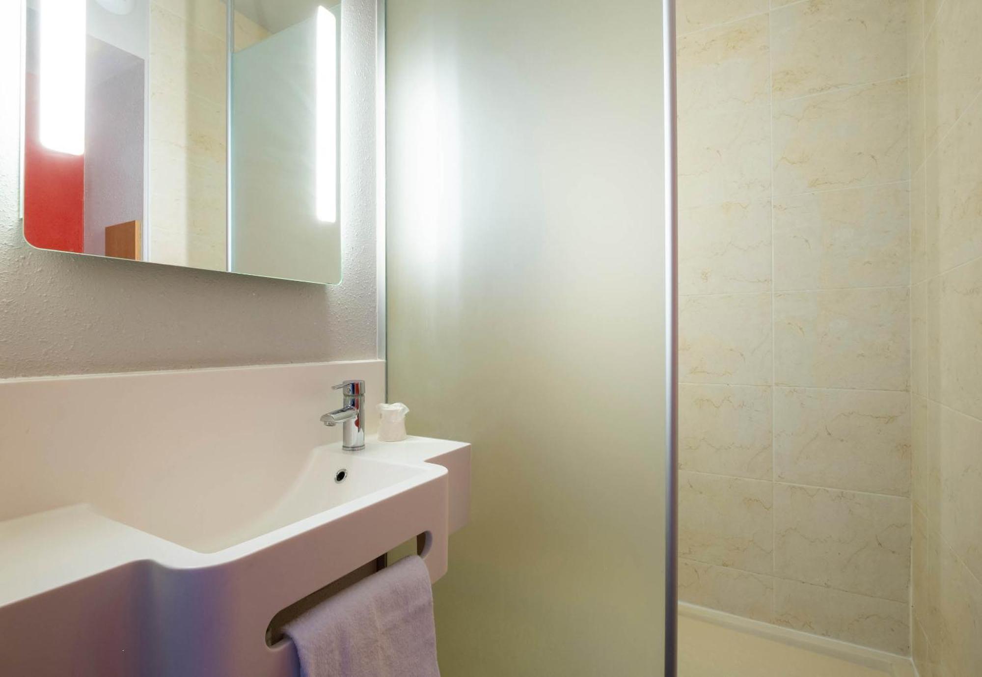 B&B Hotel La Rochelle Beaulieu Puilboreau Exteriér fotografie